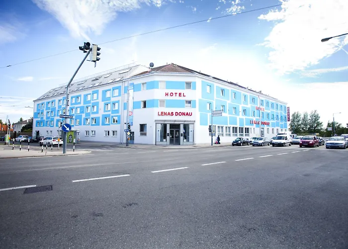 Lenas Donau Hotel Vienna